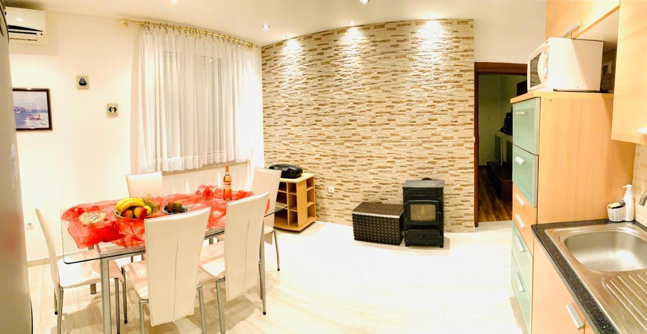 Apartment Marina Senj Senj  Luaran gambar